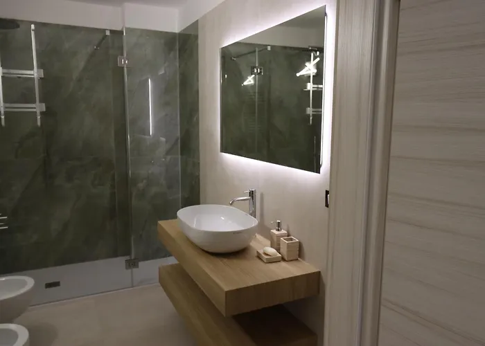 Sisina's Lägenhetshotell 3*